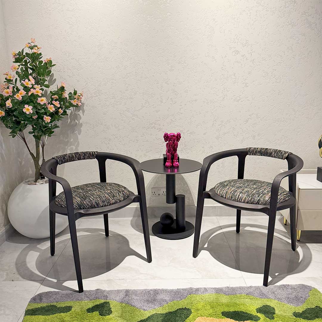 Miss Chair