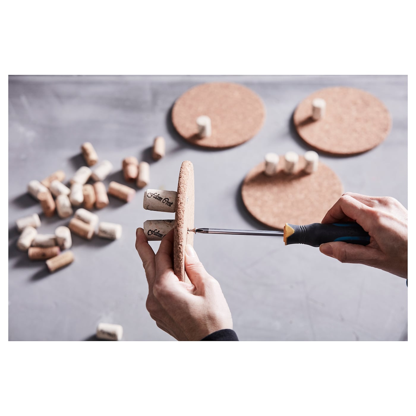 Round Reversible Cork Coaster Set