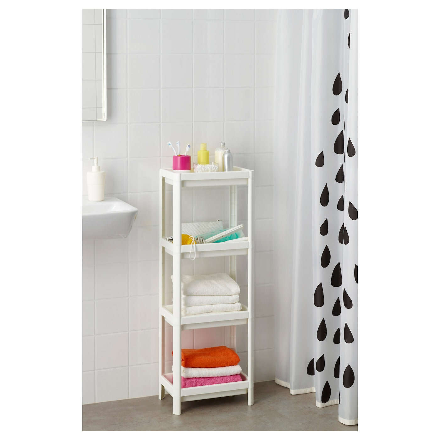 Vesken Shelf Unit