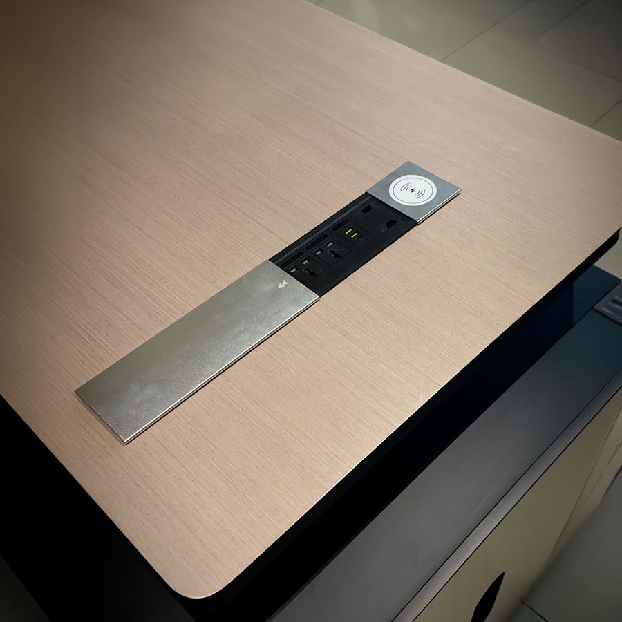 Elite Executive Table