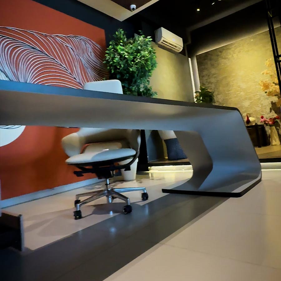 Elite Executive Table