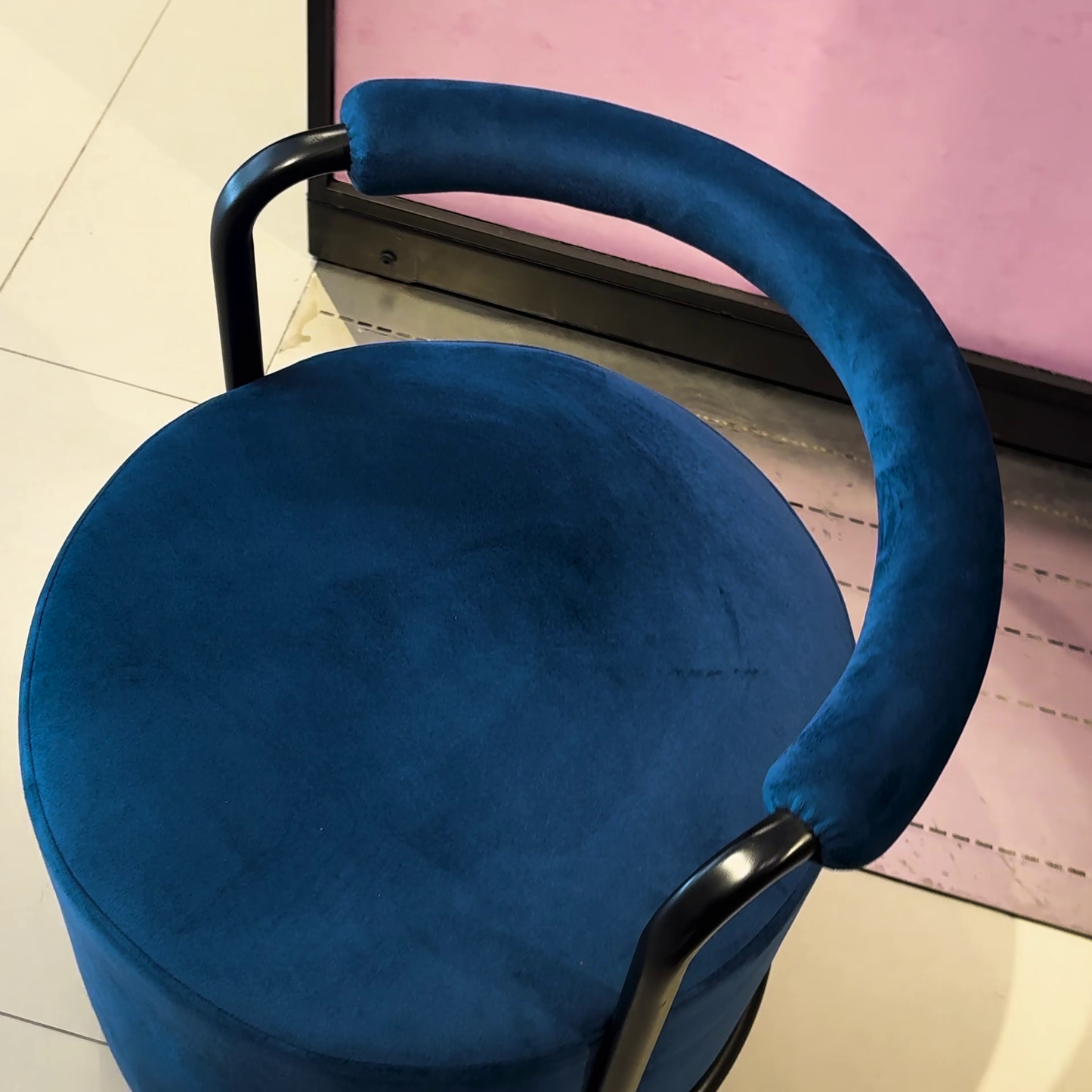 Clio Stool