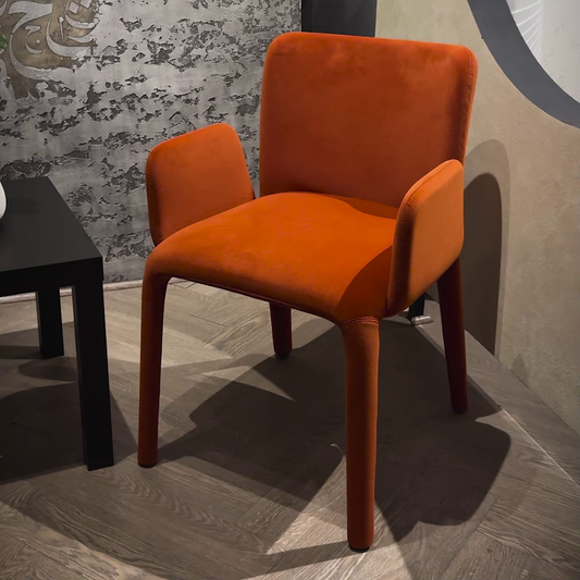 Lars Chair