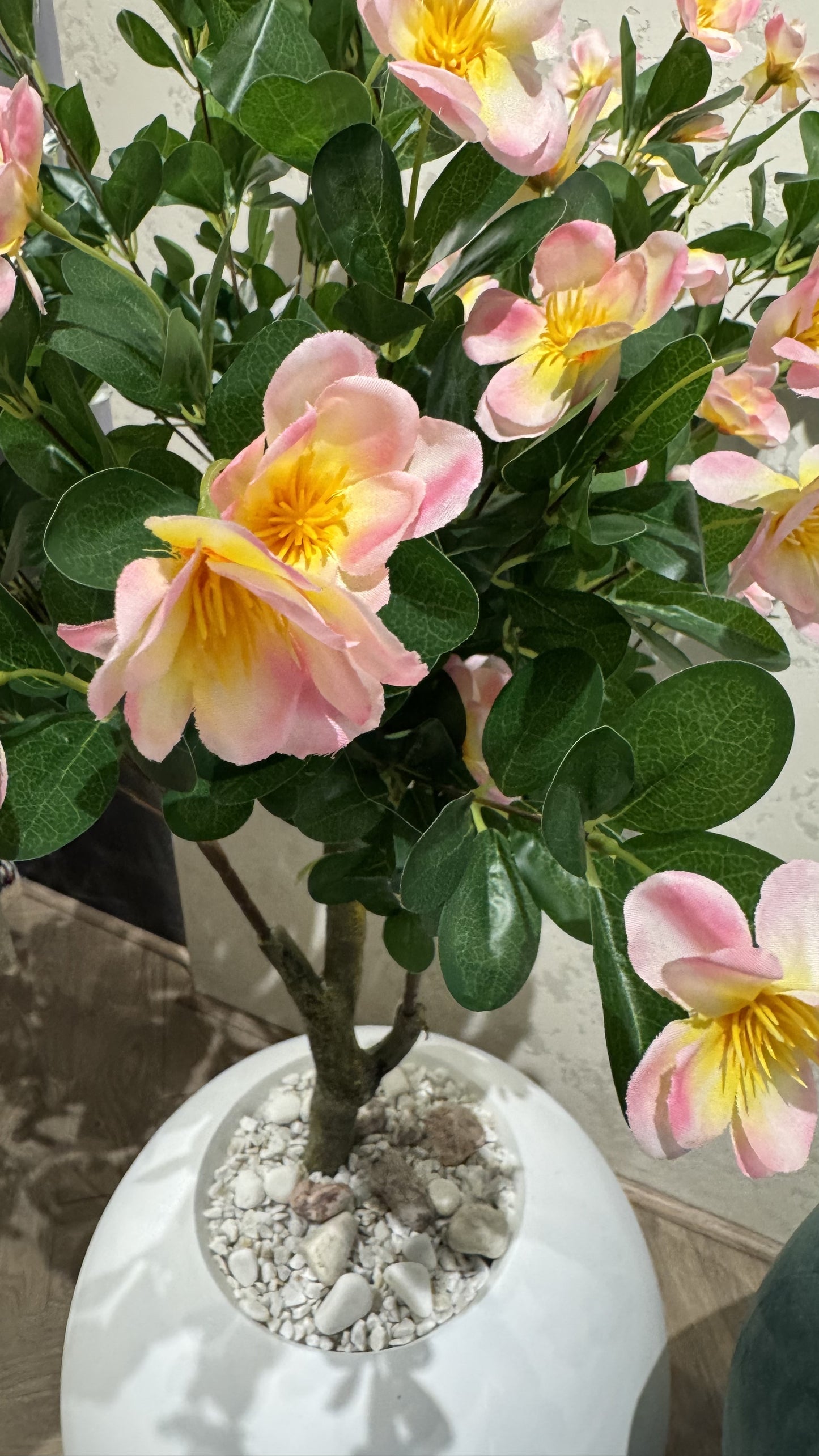 Zen Flower With Round Planter