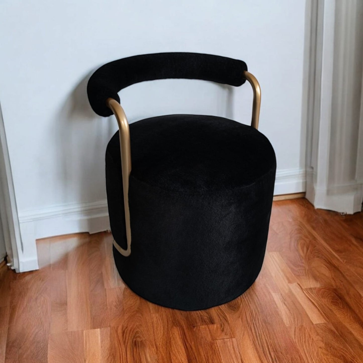 Clio Stool