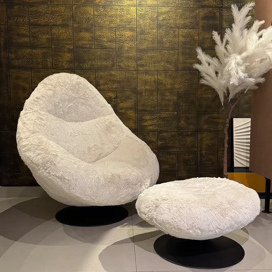 Hatch Chair With Foot Rest