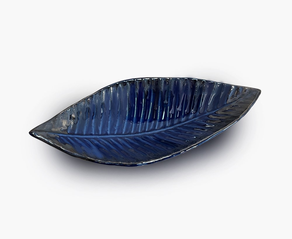 Organic Leaf-Shaped Ceramic Platter