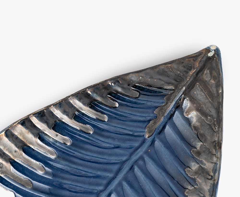 Organic Leaf-Shaped Ceramic Platter